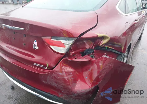 2015 Chrysler 200 C z USA, uszkodzony, nr VIN 1C3CCCCB9FN653901